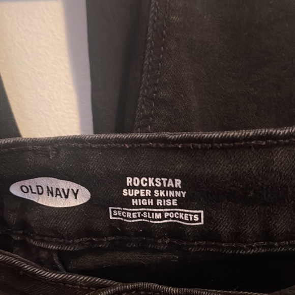 New without tags Black old navy jeans size 12 fits 10 - Picture 4 of 5